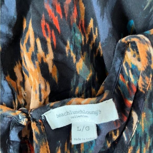 Beachlunchlounge sleeveless abstract print top with ruffled bottom hem size L. - Picture 9 of 9